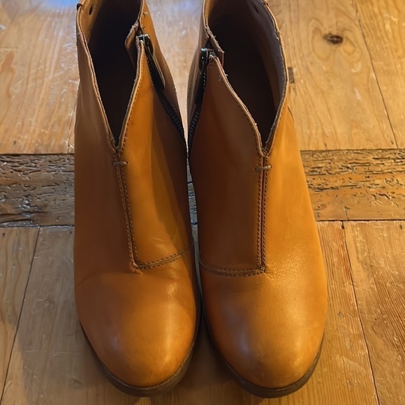 𝅺bussola Reikiavik side zip leather ankle boot toffee tan bootie 39 8.5 - Picture 2 of 16